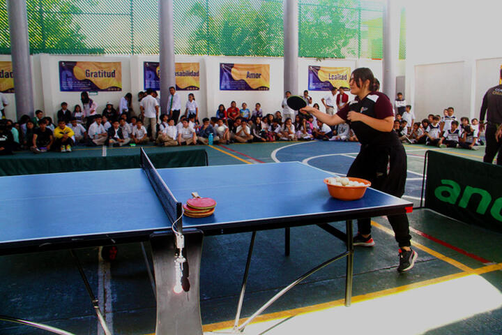 Encabeza Tania Robles Feria de Talentos Deportivos y Fomento a la Práctica Deportiva en el Colegio 5 de Mayo