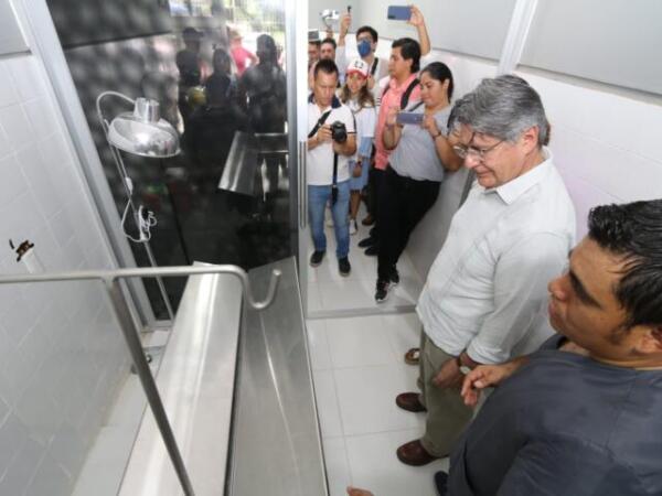 Carlos Morales impulsa servicios veterinarios gratuitos en Tuxtla