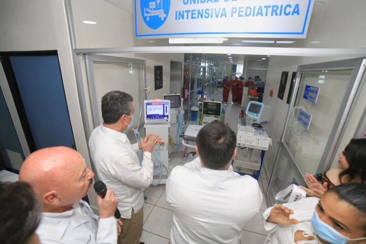 Fortalece Rutilio Escandón áreas de atención médica del Hospital de Especialidades Pediátricas