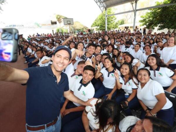 Con “Bachillerato Yucatán” acercan educación media superior a poblaciones marginadas