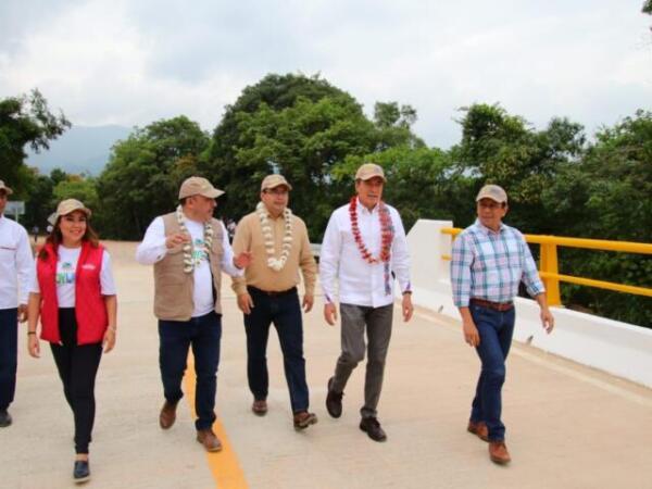 Hoy con el gobernador Rutilio Escandón en Chiapas hay progreso y justicia social: Llaven Abarca