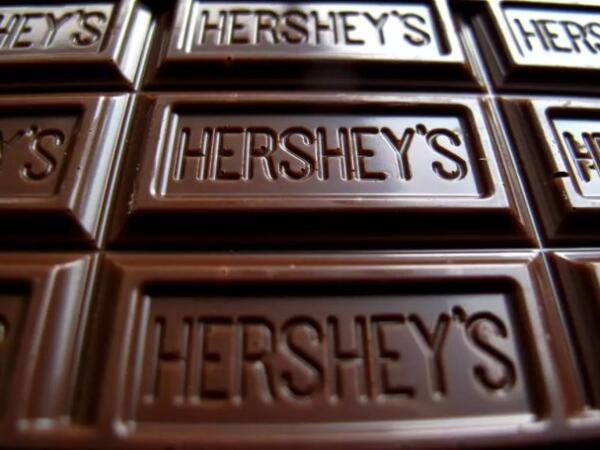 Detectan plomo y cadmio en chocolates Hershey's