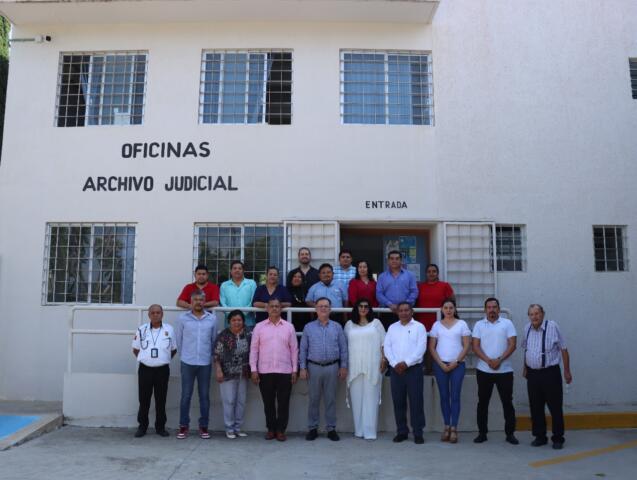 Visita Ramos Pérez Archivo Judicial en Berriozábal