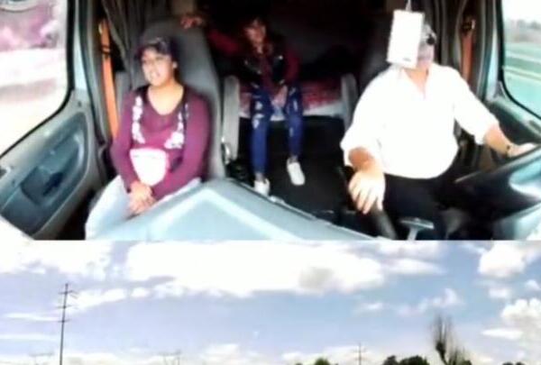 VIDEO: Mujeres asaltan a trailero, le habían pedido "raid"