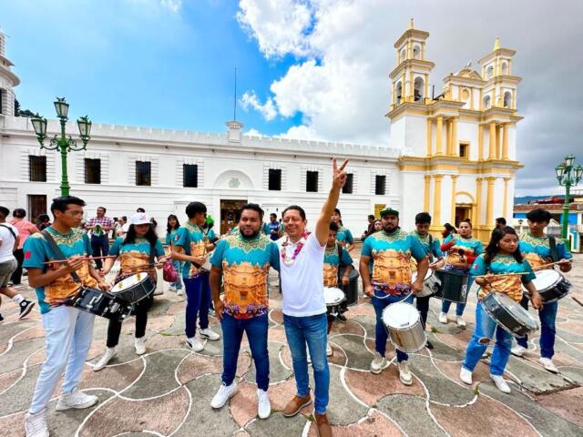 Reciben a Llaven Abarca en comunidad Corazón de María y barrio La Merced en San Cristóbal de Las Casas
