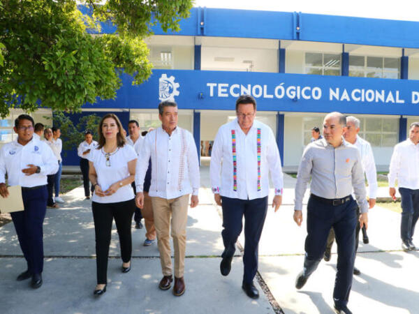 Inaugura Rutilio Escandón reconstrucción de aulas en el Tecnológico Nacional de México, Campus Tuxtla Gutiérrez