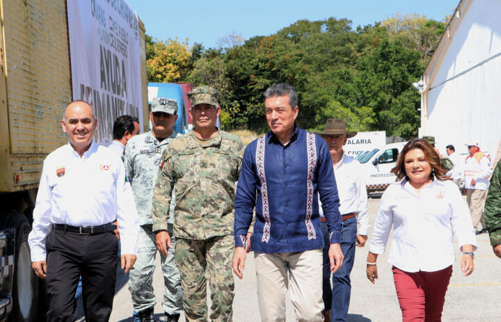 Da Rutilio Escandón banderazo de salida a ayuda humanitaria para Guerrero