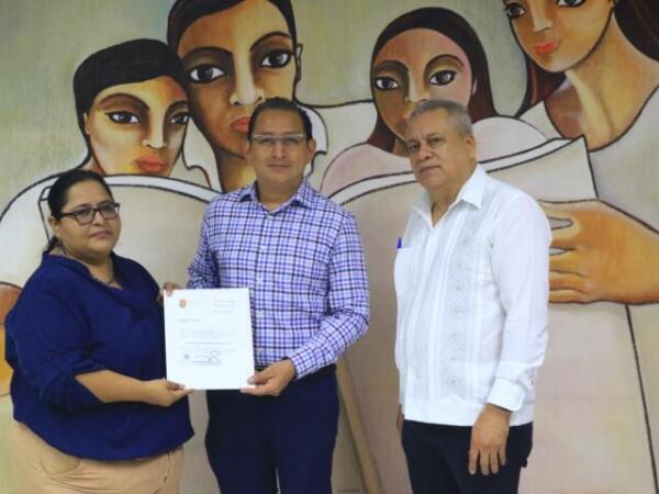 Secretaría de Educación nombra a nuevo director de la Escuela Normal Superior de Chiapas