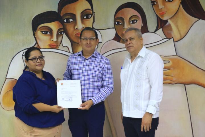 Secretaría de Educación nombra a nuevo director de la Escuela Normal Superior de Chiapas
