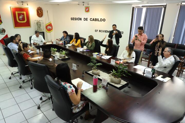 Carlos Morales y Cabildo aprueban presupuesto para el 30 Aniversario del Parque de La Marimba