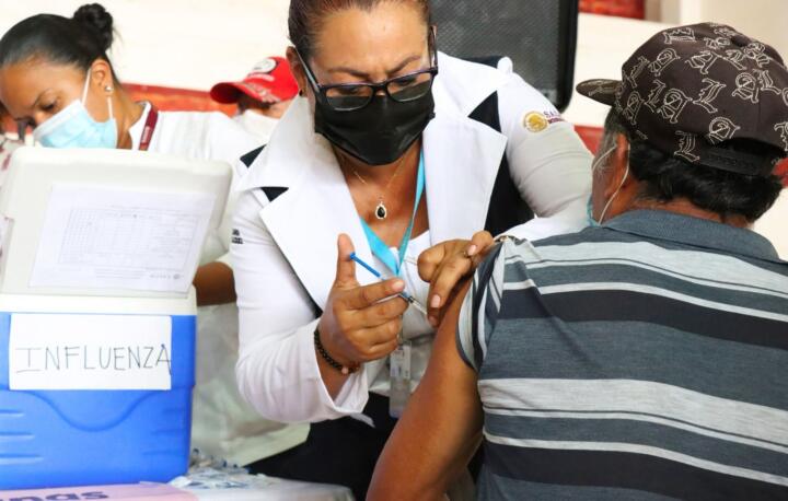 Dr. Pepe Cruz exhorta a aplicarse vacuna de influenza para evitar complicaciones graves