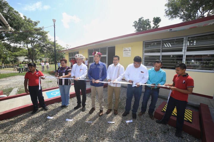 Rutilio Escandón inauguró infraestructura educativa en Escuela Telesecundaria No. 149 de Ocozocoautla