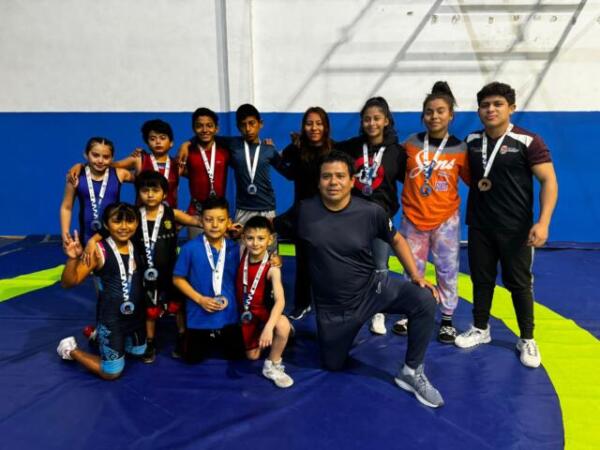Gladiadores Chiapanecos regresan con medallas de la Copa Querétaro 2023