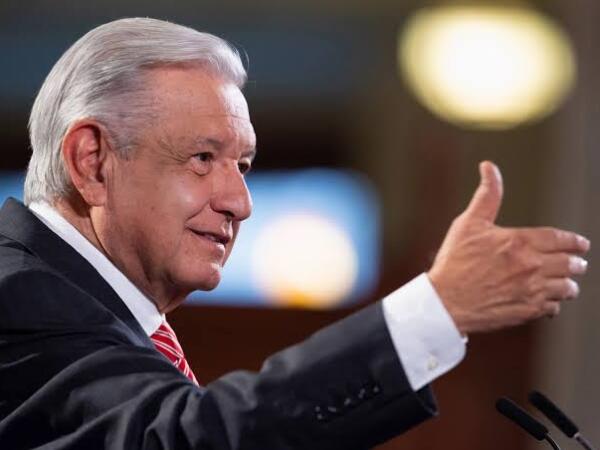 Asegura López Obrador que el pueblo es el que eligió a sus candidatos