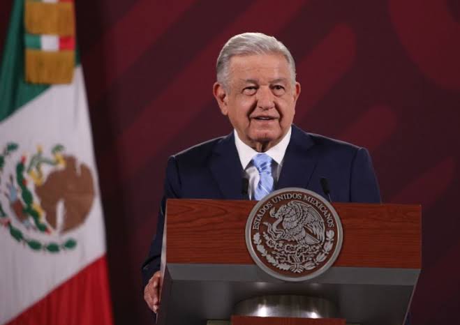 Ser precavidos con el dinero y el poder, recomienda presidente López Obrador