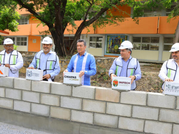 Encabeza Rutilio Escandón inicio de construcción de infraestructura educativa en la Unach