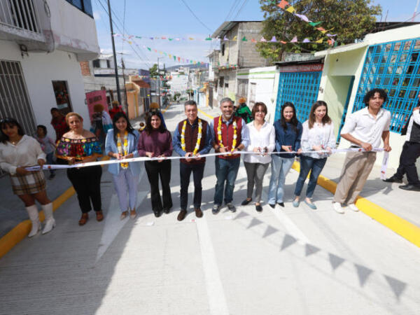 Inaugura Rutilio Escandón pavimentación y mejoramiento integral de andador en colonia San Cayetano