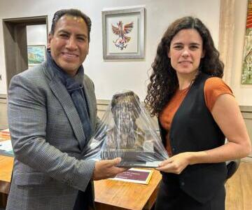 Eduardo Ramírez y Luisa Alcalde revisan agenda legislativa