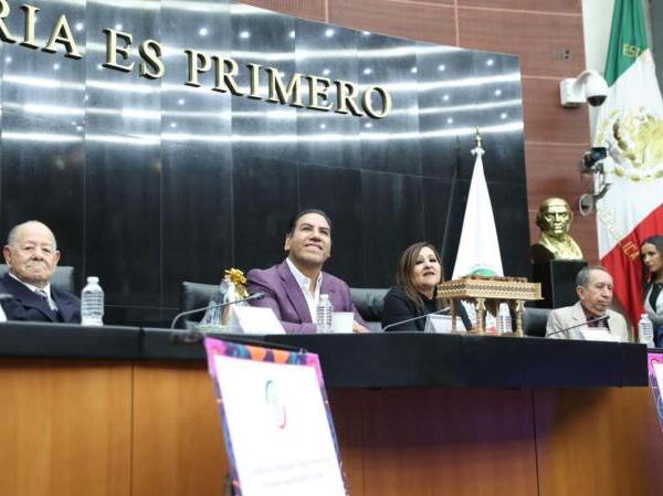 Leyendas de la marimba chiapaneca son parte de la identidad nacional: Eduardo Ramírez