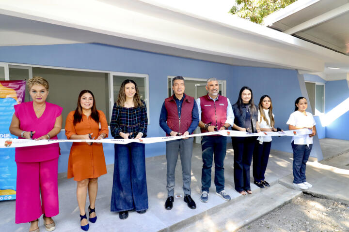 Inaugura Rutilio Escandón la rehabilitación de la Casa Hogar para Ancianos del DIF Chiapas, en Tuxtla Gutiérrez