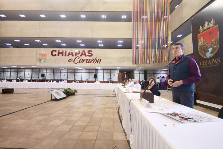 Convoca Rutilio Escandón a titulares de dependencias estatales a mantener trabajo por el bienestar de Chiapas