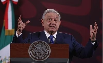 Exige López Obrador una disculpa pública tras calumnia por presunta aportación del narcotráfico