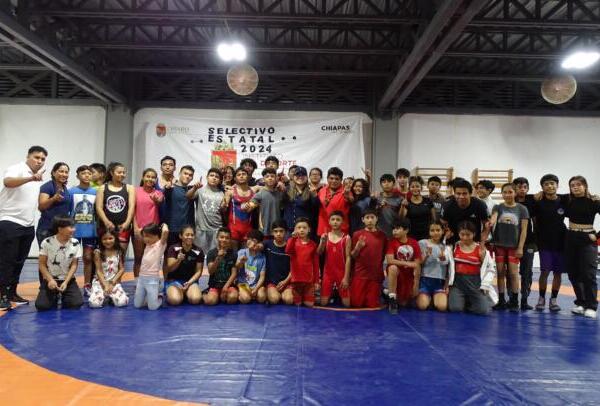 Gladiadores chiapanecos participaron en el Control Estatal de Luchas Asociadas rumbo a los Nacionales Conade 2024