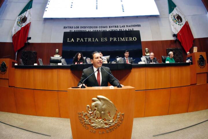 Llevo en mi corazón cada una de las batallas que dimos, dijo Eduardo Ramírez al solicitar licencia al Senado