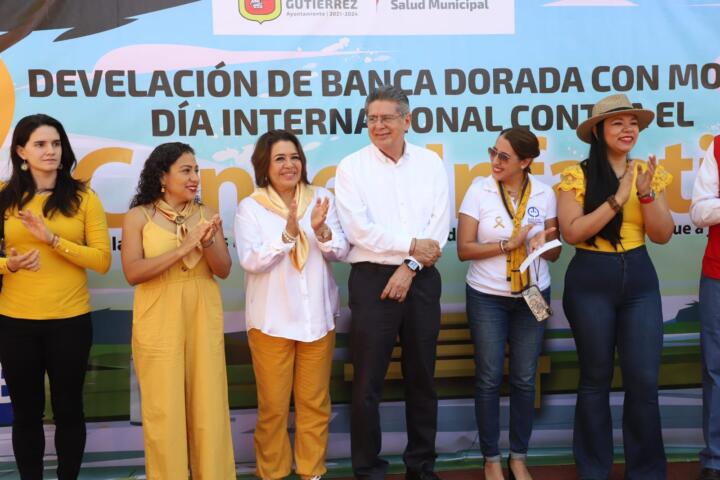 Develan Banca Dorada en 20 parques de Tuxtla Gutiérrez para generar conciencia sobre el cáncer infantil
