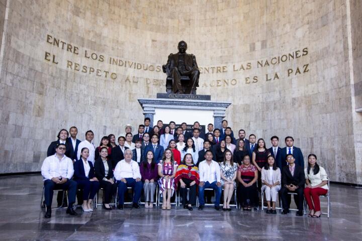 Congreso del Estado lleva a cabo el 14 Parlamento Juvenil “Enoch Cancino Casahonda”