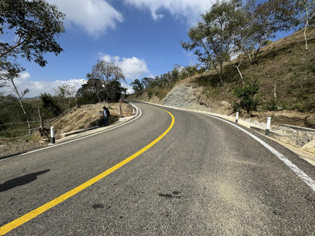 En San Fernando, inaugura Rutilio Escandón construcción del camino San Fernando-Colonia Cuauhtémoc