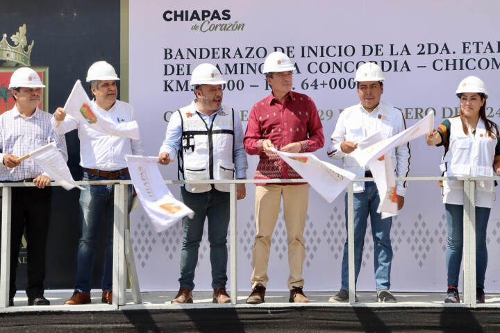 Rutilio Escandón da banderazo de inicio de reconstrucción del camino La Concordia-Chicomuselo