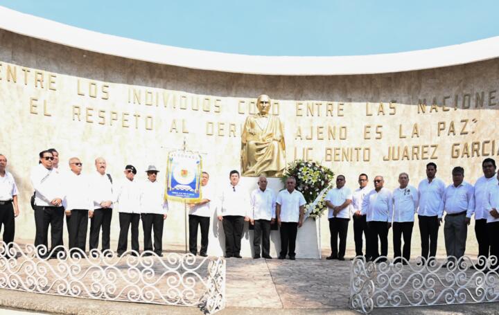 Conmemora ayuntamiento CCLVIII Aniversario del Natalicio del Lic. Benito Juárez García