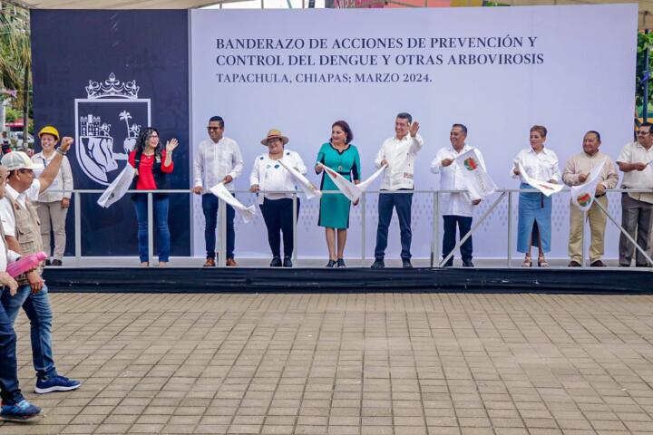 Acompaña presidenta municipal interina al gobernador en gira por Tapachula