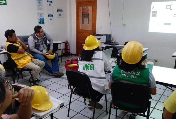 Capacita Protección Civil de Tapachula, a personal de INEGI para prevenir riesgos