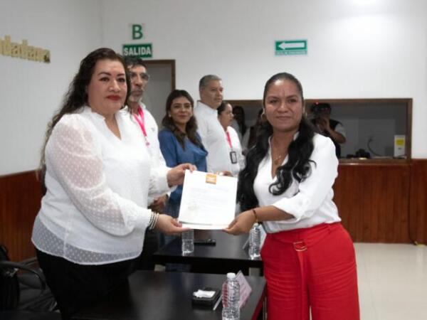 Recibe IEPC solicitud de registro de candidata a la gubernatura por Movimiento Ciudadano