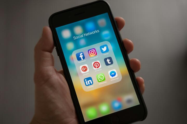 Florida prohíbe el uso de redes sociales a menores de 14 años