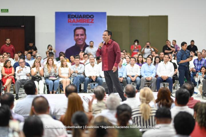 Eduardo Ramírez se reúne con sectores económicos y sociales de Tuxtla Gutiérrez