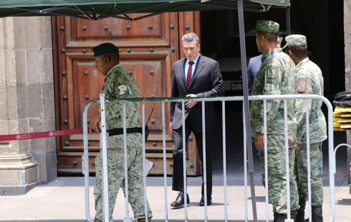 En Palacio Nacional, AMLO y Rutilio Escandón sostienen encuentro con representantes de la CNTE