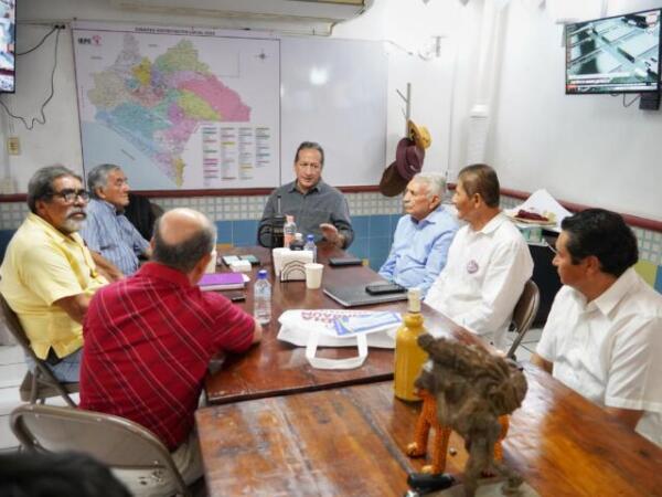 Reunión de amigos de la histórica izquierda social de Chiapas