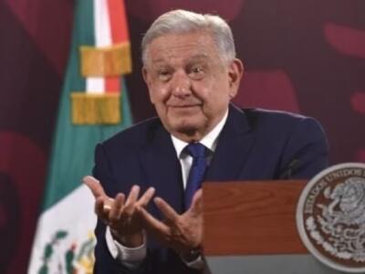 Cuestiona López Obrador la complicidad entre la corrupción y los conservadores