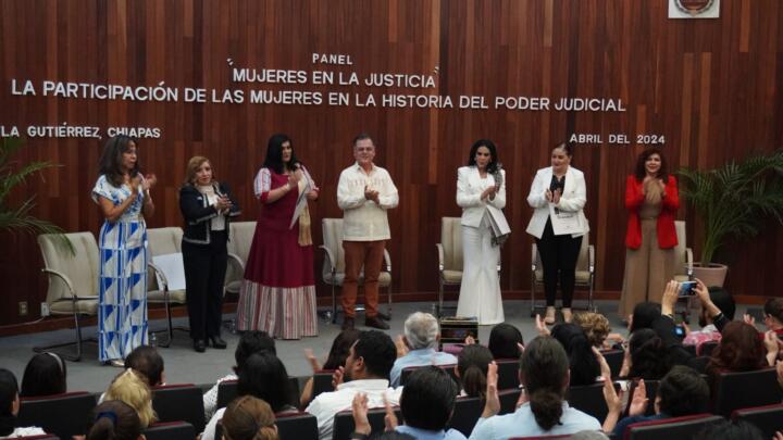 Realizan Panel sobre la participación de las mujeres en la historia del Poder Judicial