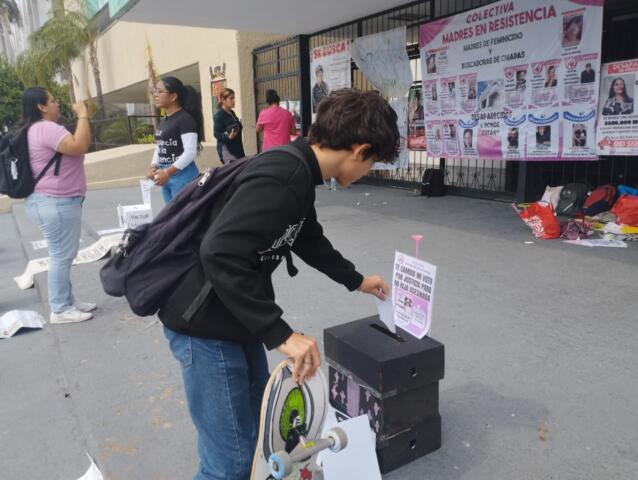 Inician campaña "Te cambio mi voto por justicia" y huelga de hambre en Chiapas