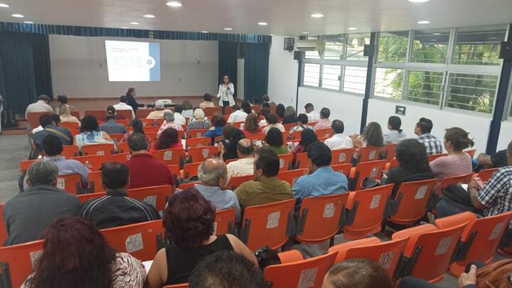 Realiza SEF reunión de trabajo para analizar aspectos éticos, legales y administrativos con directivos de Educación Elemental