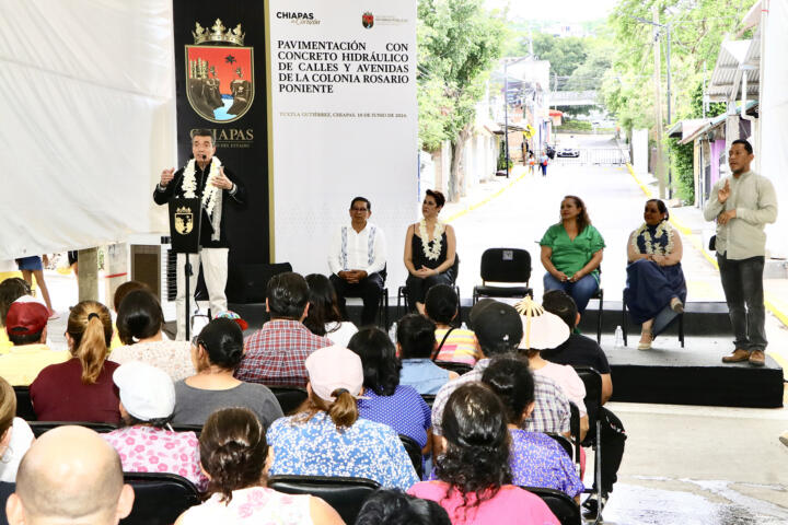Inaugura Rutilio Escandón pavimentación de calles y avenidas en la colonia Rosario Poniente, de TGZ