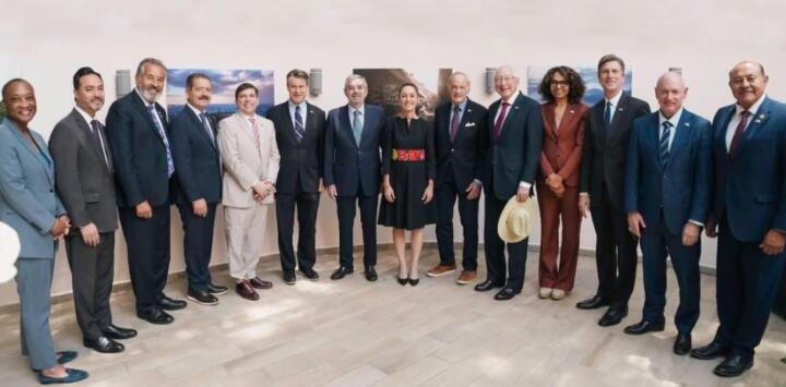 Claudia Sheinbaum sostiene reunión con delegación bipartidista de senadores y congresistas de Estados Unidos