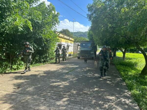 Ejército Mexicano ingresa a la comunidad de Nueva Morelia Municipio de Chicomuselo, Chiapas