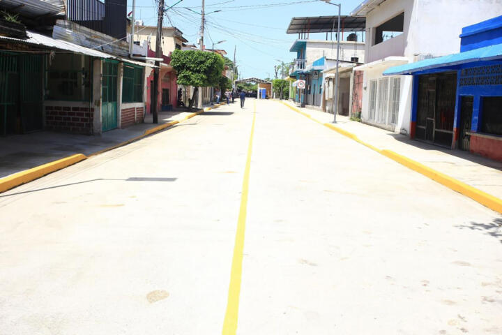 Con pavimentación de más vialidades, hacemos justicia social al pueblo de Huehuetán: Rutilio Escandón