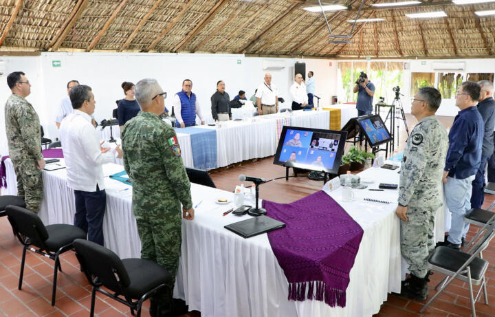 Todas las autoridades están atentas para proteger a la población ante lluvias en Chiapas: Rutilio Escandón