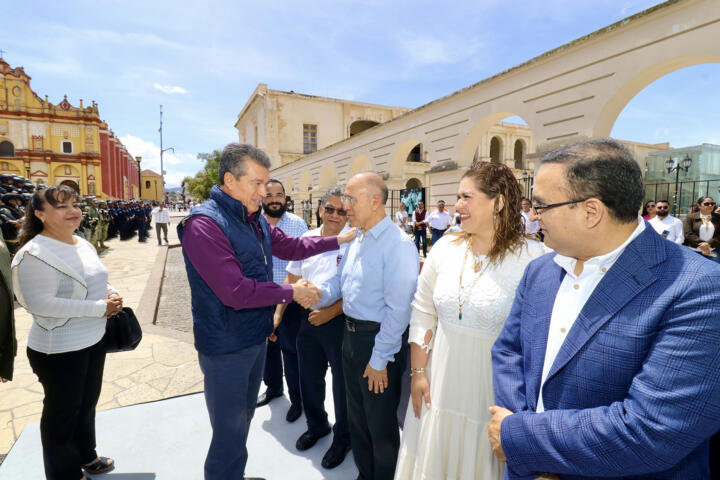 En San Cristóbal, Rutilio Escandón da banderazo de inicio del Operativo Vacacional de Verano 2024